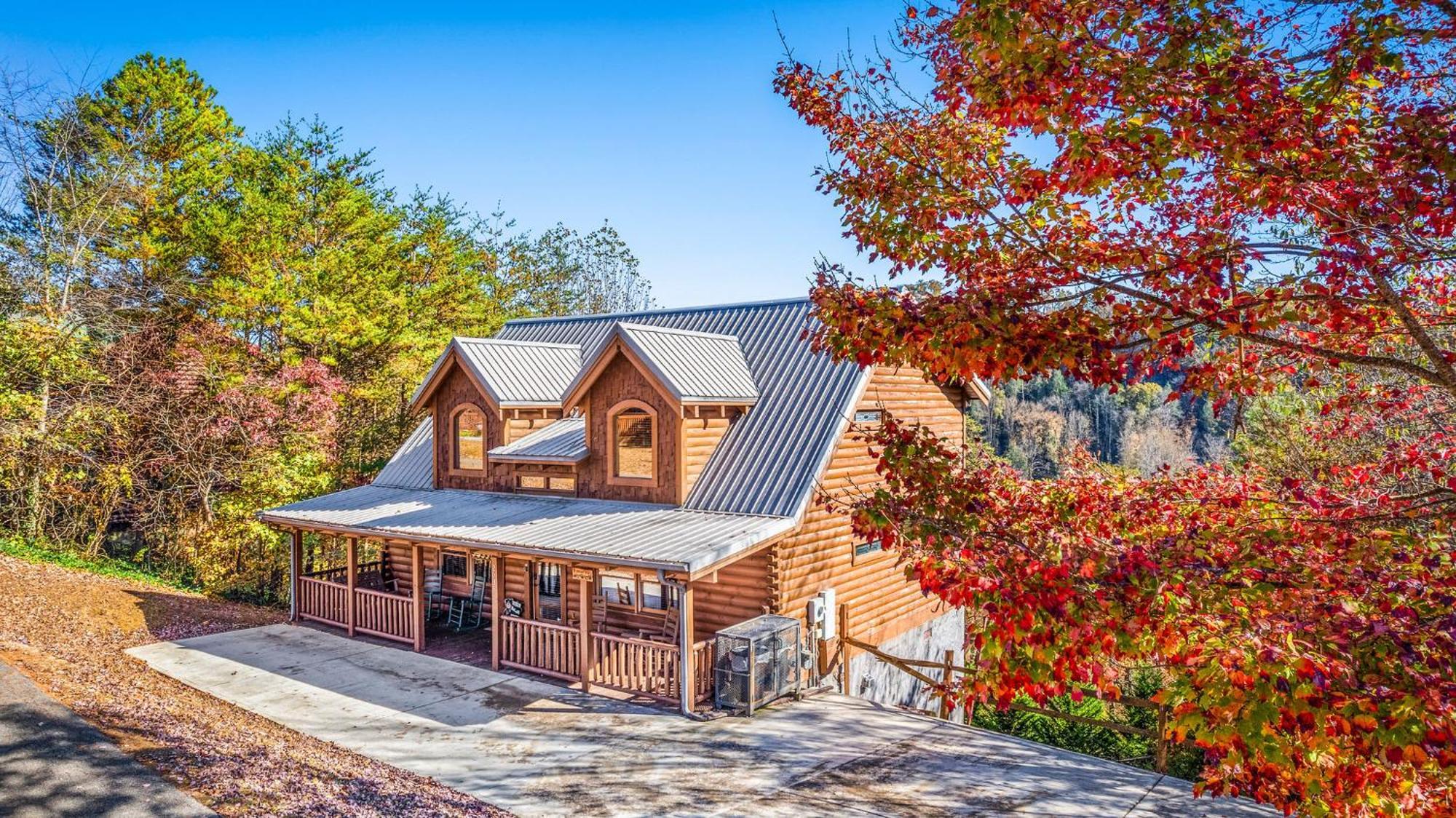 Bearfoot Pines - True Log Cabin - Wi-Fi, Hot Tub, Fishing, Deck With Views! - Mins To Pf Sevierville Ngoại thất bức ảnh
