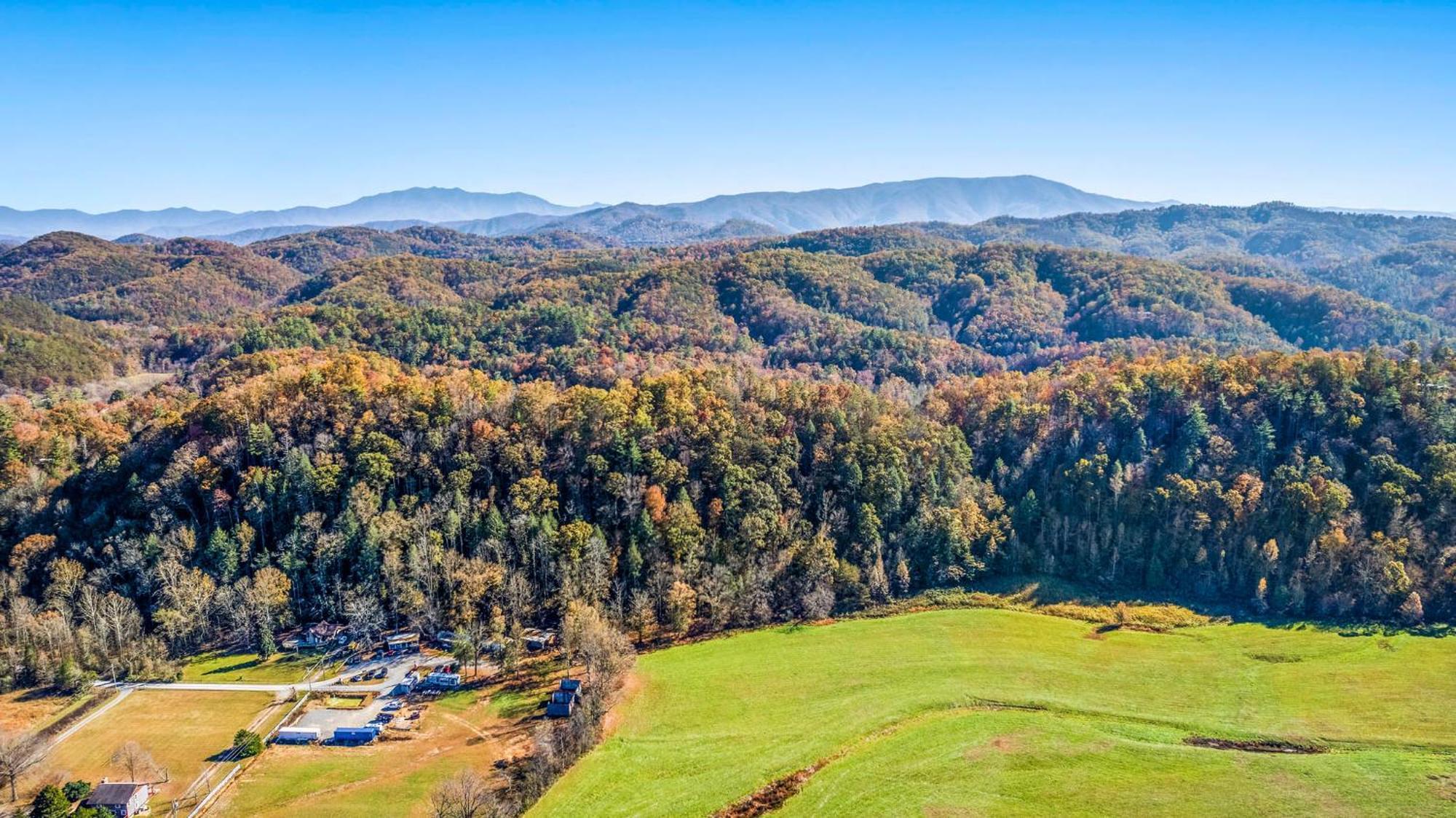 Bearfoot Pines - True Log Cabin - Wi-Fi, Hot Tub, Fishing, Deck With Views! - Mins To Pf Sevierville Ngoại thất bức ảnh