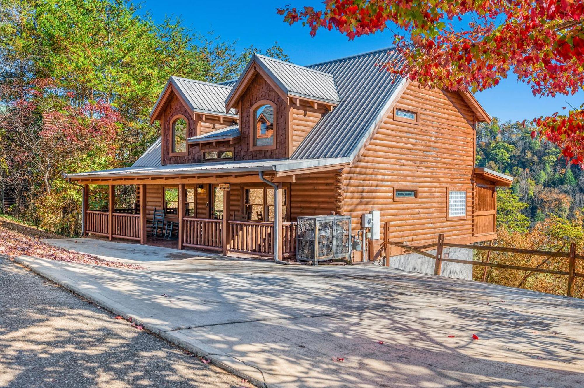 Bearfoot Pines - True Log Cabin - Wi-Fi, Hot Tub, Fishing, Deck With Views! - Mins To Pf Sevierville Ngoại thất bức ảnh